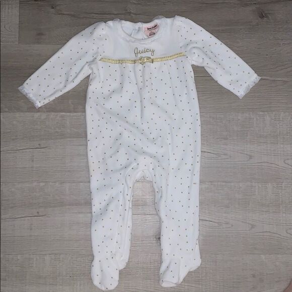 JUICY COUTURE | Ecru/Gold | VELOUR FOOTIE - Picture 2 of 6